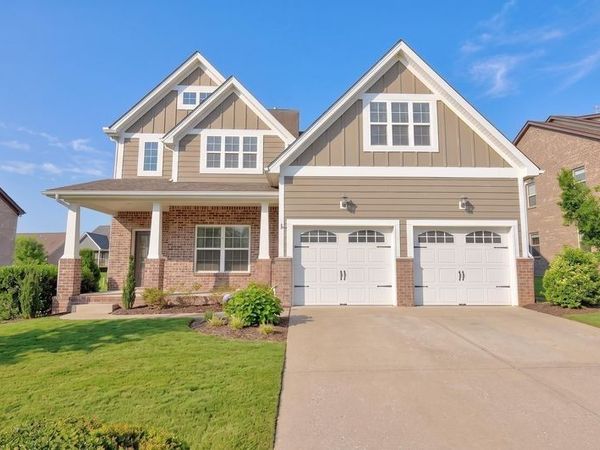 2323 Stockwood Trl , Thompsons Station, TN 37179
