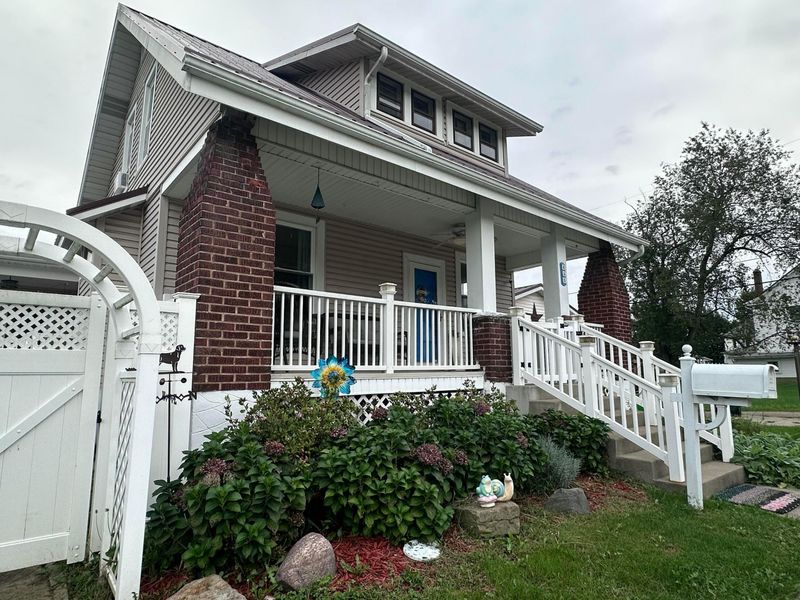 435 S 16th Street, Coshocton, OH 43812 Photo 1