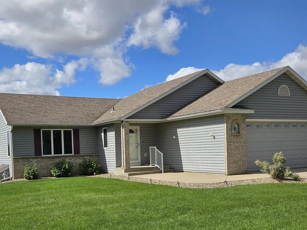 500 4TH Avenue NE, Hayfield, MN 55940