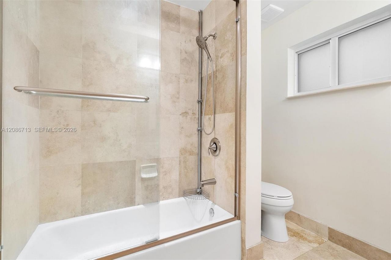 7111 Bamboo St , Miami Lakes, FL 33014 Photo