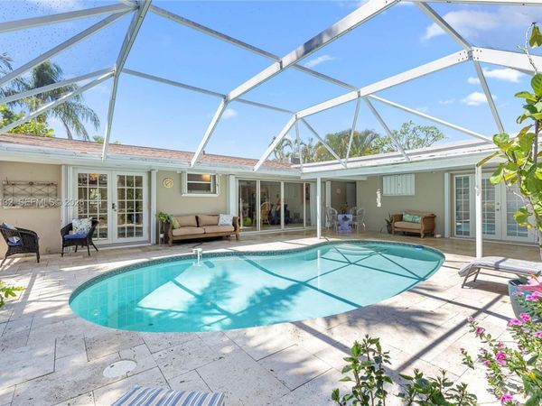 809 SE 14th Dr , Deerfield Beach, FL 33441