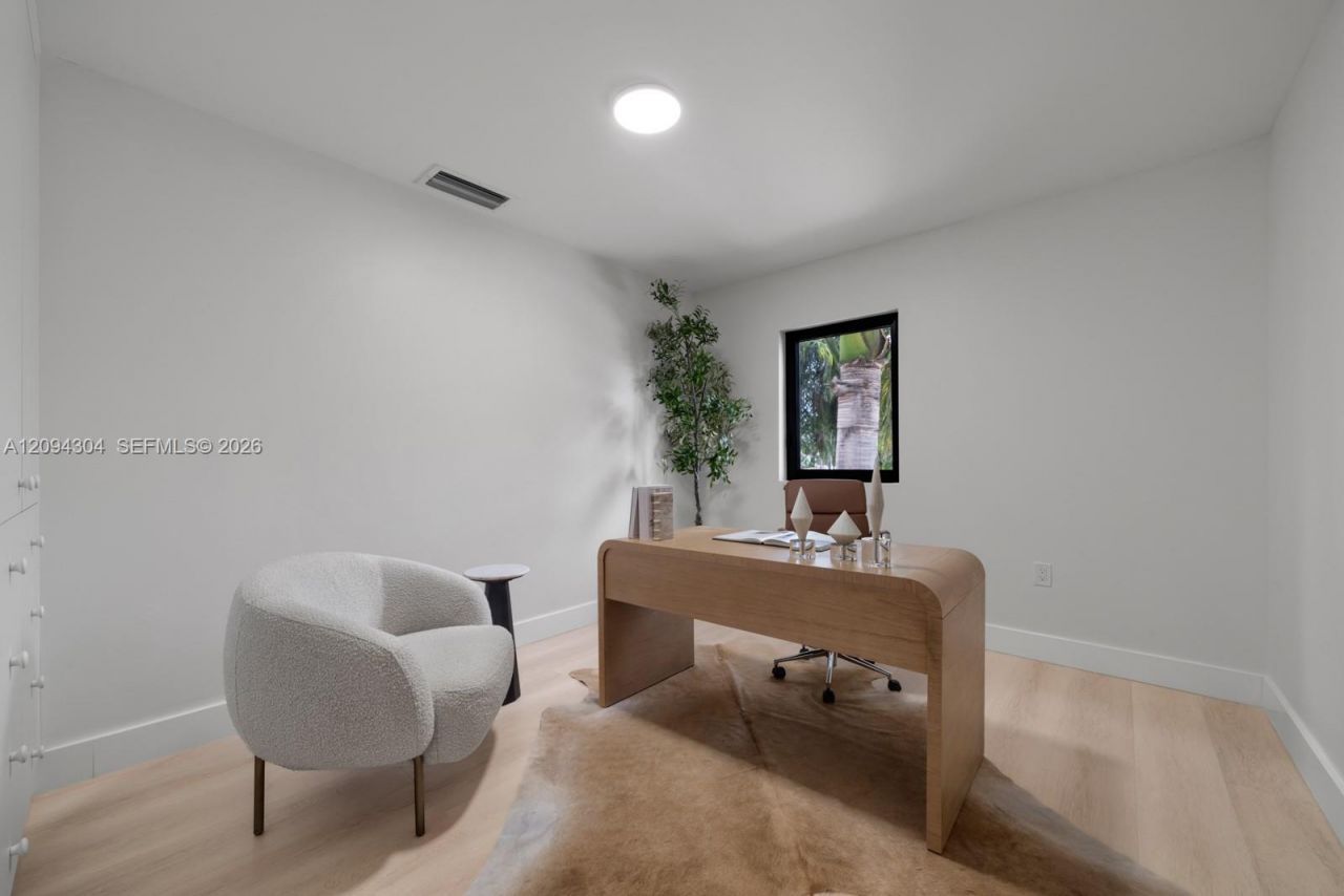 908 Tyler St , Hollywood, FL 33019 Photo