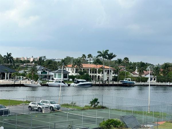 701 Three Islands Blvd , Unit 414, Hallandale Beach, FL 33009
