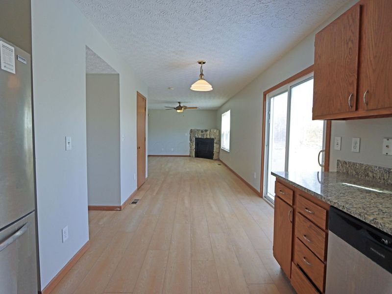 4897 Nieles Edge Drive , Columbus, OH 43232 Photo 13