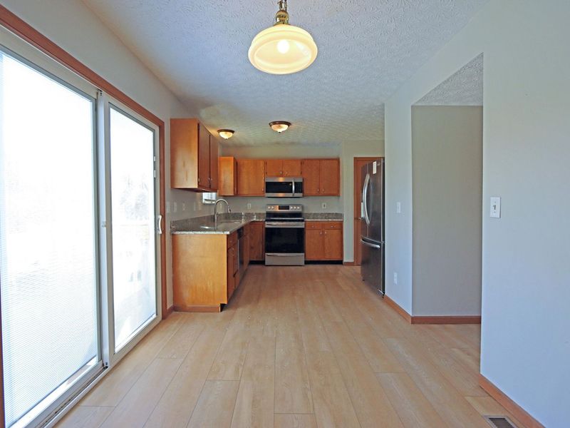 4897 Nieles Edge Drive , Columbus, OH 43232 Photo 15
