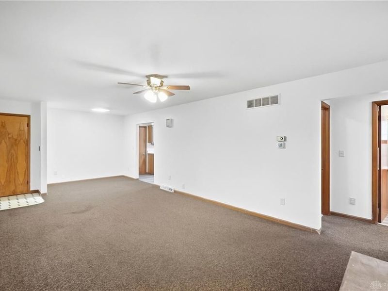 95 Lawnview Avenue, North Hampton, OH 45349 Photo 12