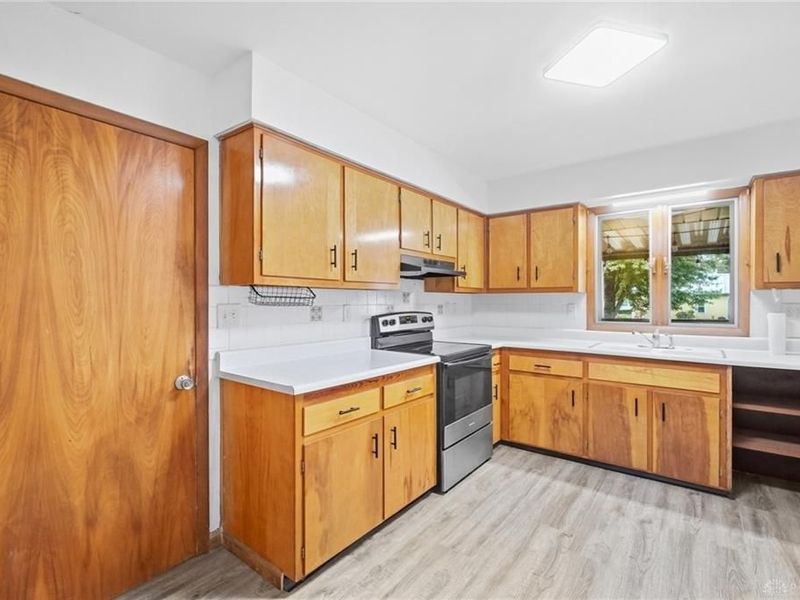 95 Lawnview Avenue, North Hampton, OH 45349 Photo 15