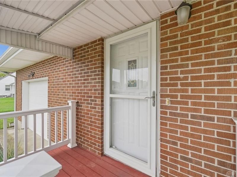 95 Lawnview Avenue, North Hampton, OH 45349 Photo 6