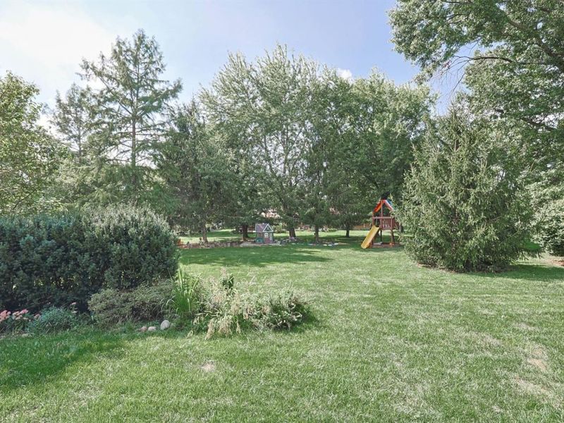 7673 Greenfarms Drive, Springfield Township, OH 45224 Photo 61