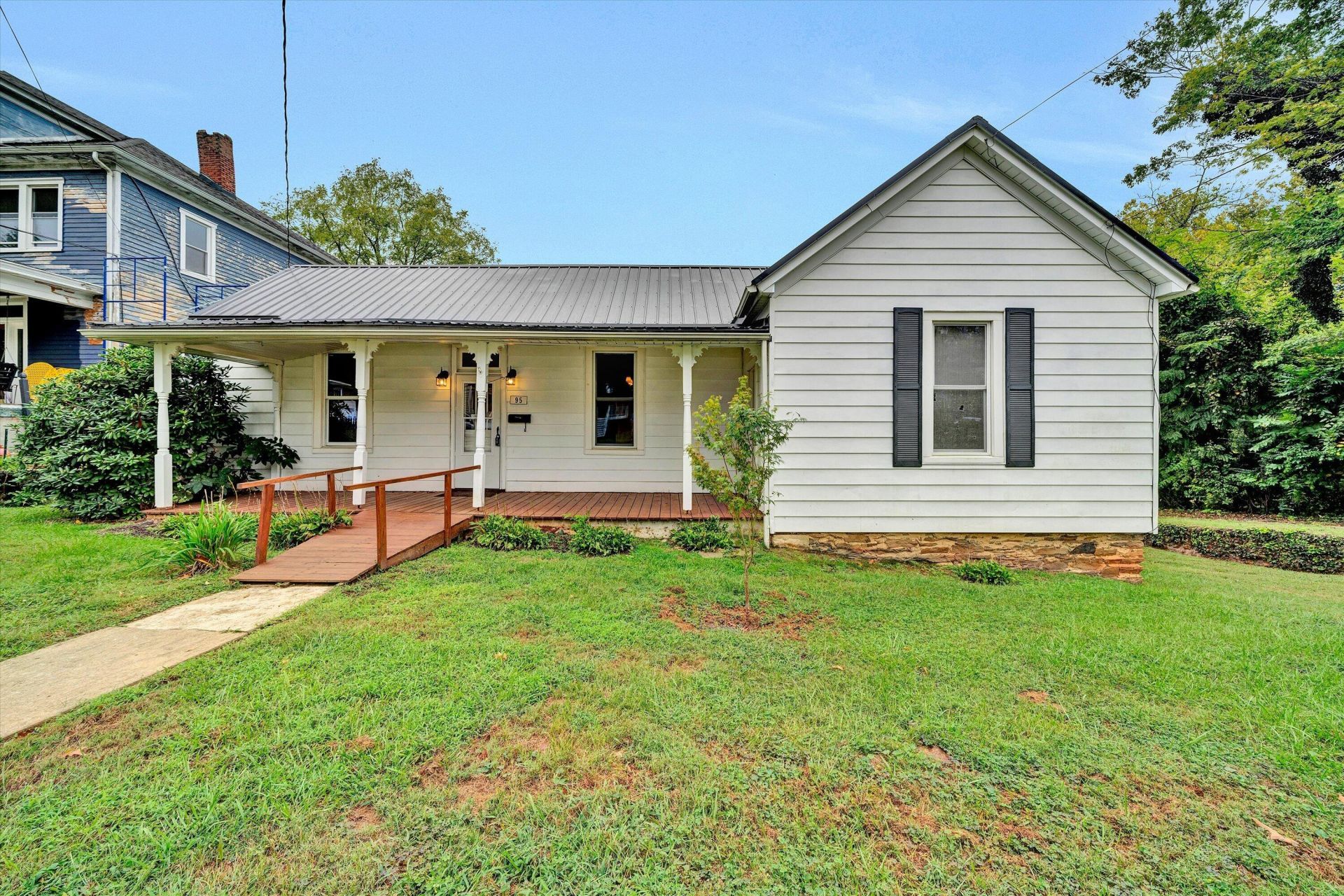 95 Spring St, Rocky Mount, VA 24151 Main Photo