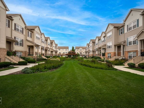 1262 EVERGREEN Avenue, Des Plaines, IL 60016