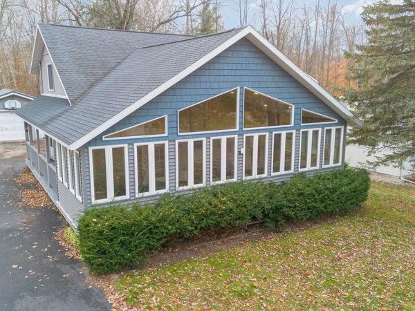 7549 Hillsdale Drive, Hale, MI 48739