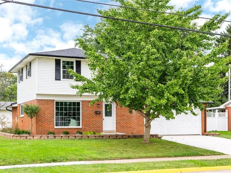 1013 W Lake Avenue, New Carlisle, OH 45344 Photo 3