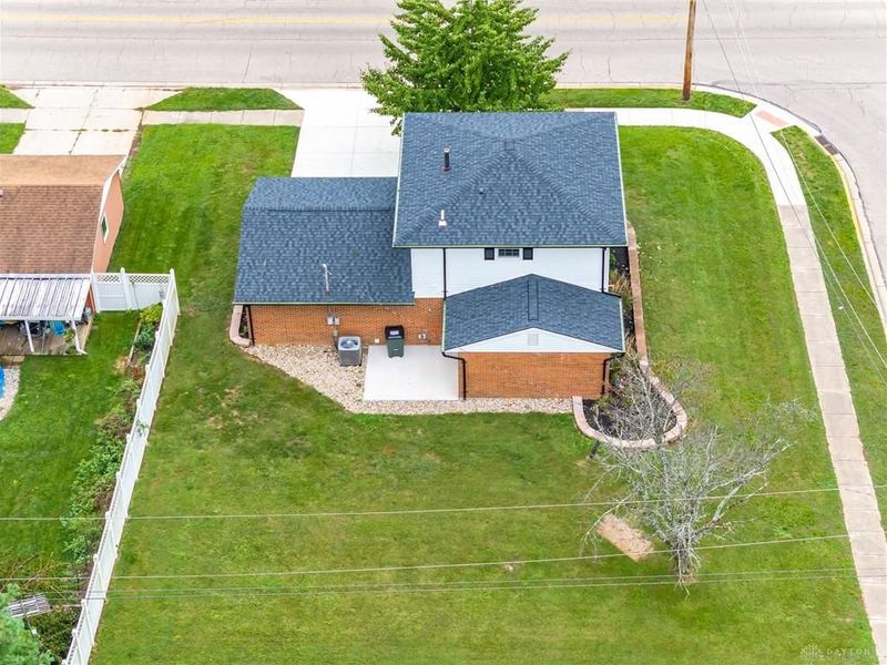 1013 W Lake Avenue, New Carlisle, OH 45344 Photo 45