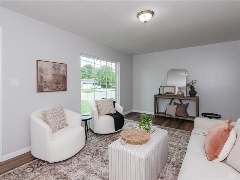 1013 W Lake Avenue, New Carlisle, OH 45344 Photo 9