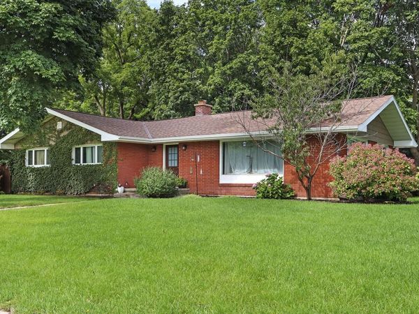 230 Devils LANE, Walworth, WI 53184