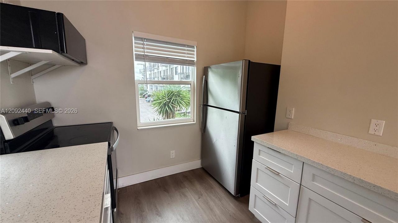 126 NE 19th Ave, Unit 2, Pompano Beach, FL 33060 Photo