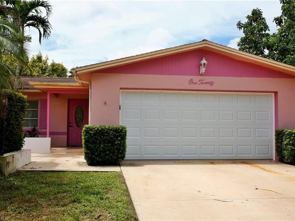 120 E Lake DR , LEHIGH ACRES, FL 33936
