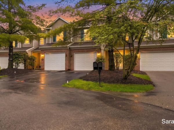 5933 E Lyn Haven Drive SE, Kentwood, MI 49512
