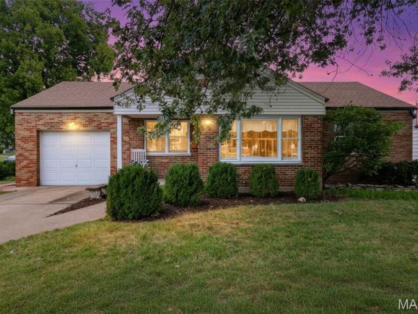 6617 E Yorkshire Drive , Affton, MO 63123