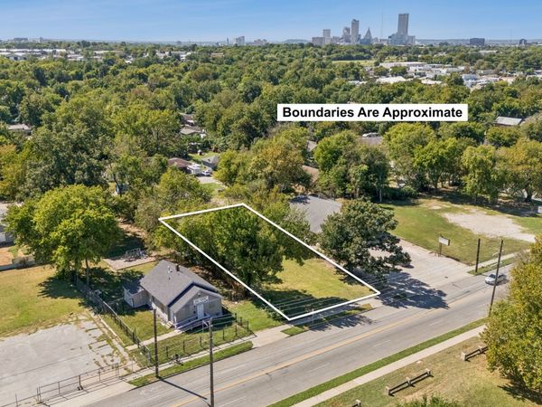 2122 E Pine Street , Tulsa, OK 74110
