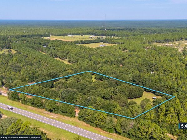 12400 Wildlife Road, Holt, FL 32564