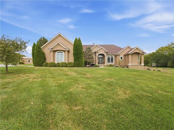 20809 S State Route J Highway, Peculiar, MO 64078