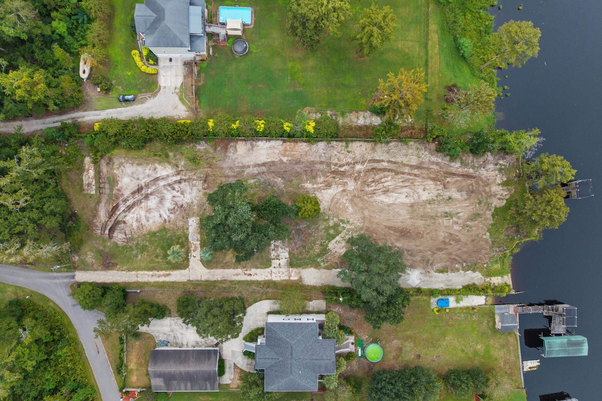 6011 Renata Ln. Photo 9