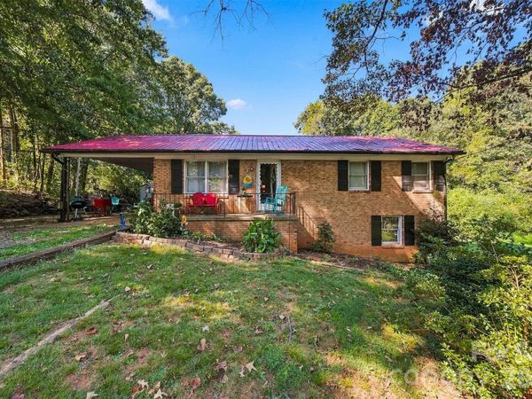 3115 10th Avenue NE, Conover, NC 28613