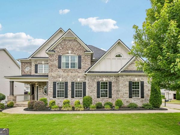 129 Edinburgh Drive, Canton, GA 30115