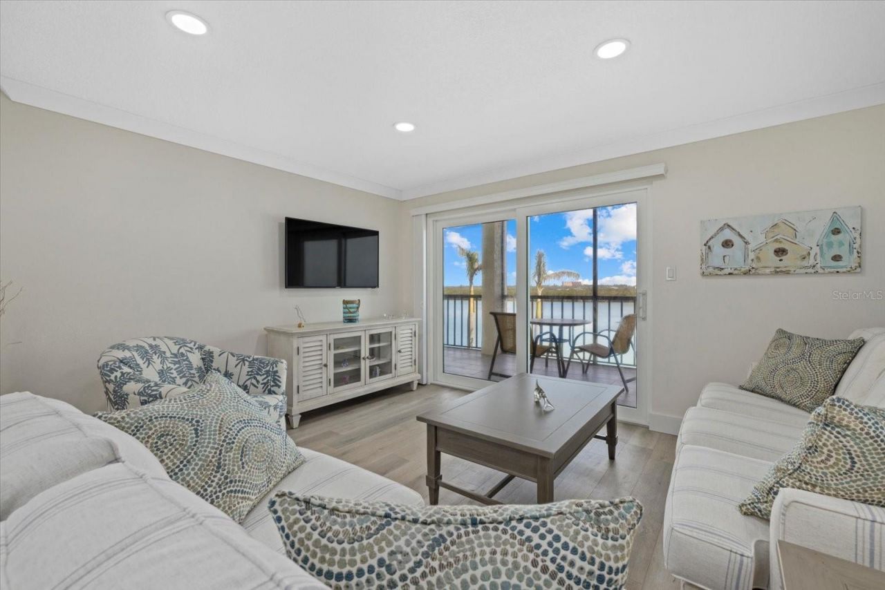 9393 Midnight Pass Road , Unit 302, Sarasota, FL 34242 Photo