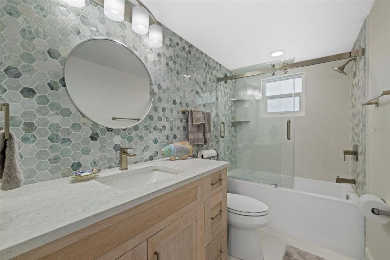 9393 Midnight Pass Road , Unit 302, Sarasota, FL 34242 Photo