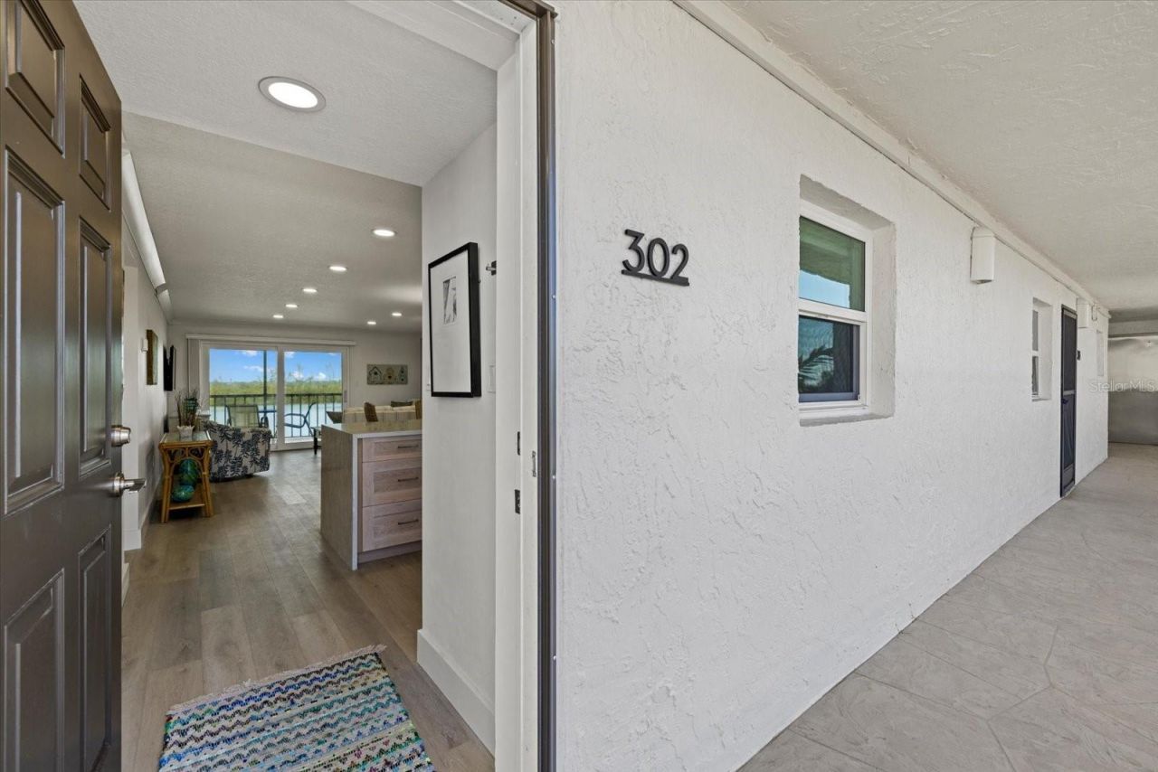 9393 Midnight Pass Road , Unit 302, Sarasota, FL 34242 Photo