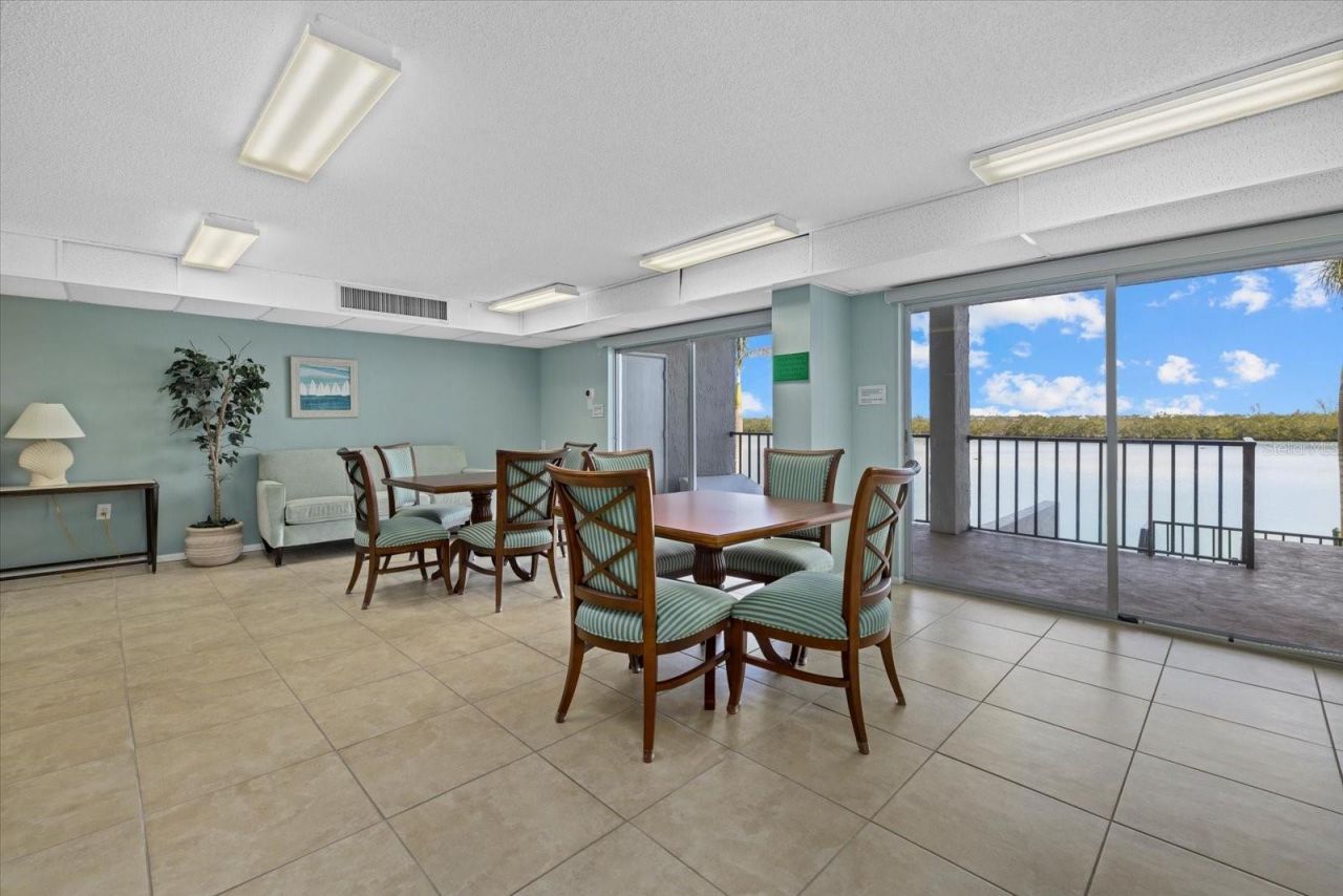9393 Midnight Pass Road , Unit 302, Sarasota, FL 34242 Photo