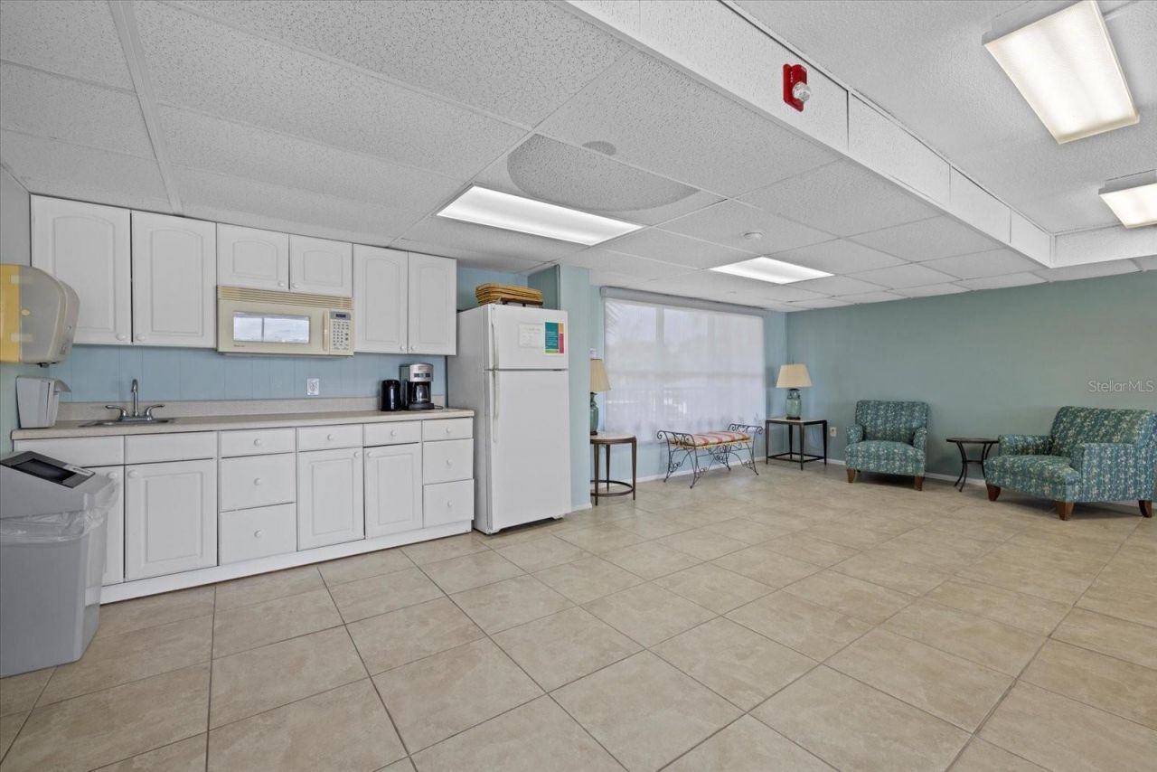 9393 Midnight Pass Road , Unit 302, Sarasota, FL 34242 Photo