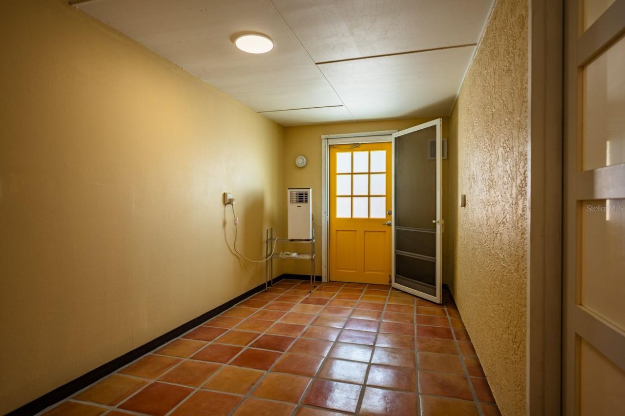 2339 Riverwood Pines Drive , Sarasota, FL 34231 Photo