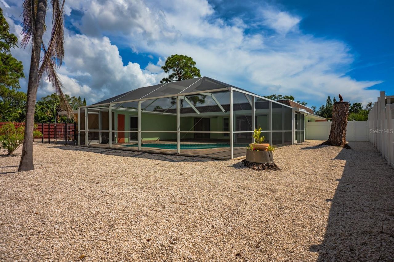 2339 Riverwood Pines Drive , Sarasota, FL 34231 Photo