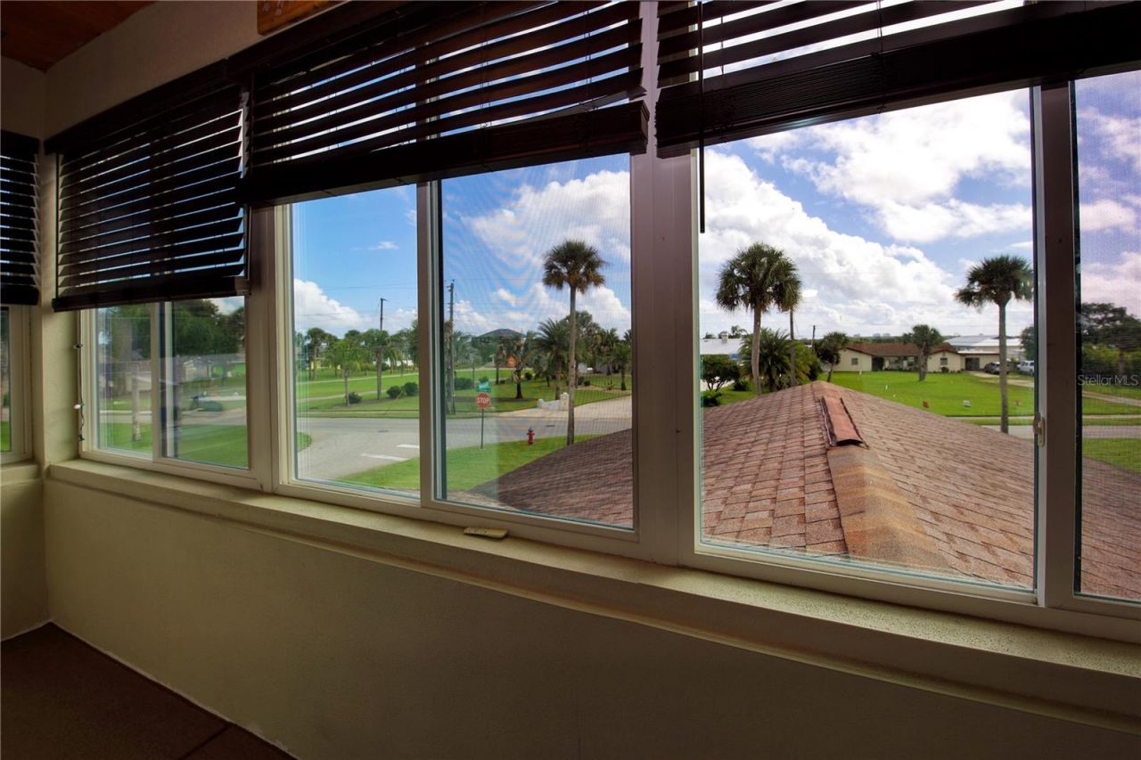 1602 S Riverside Drive , Edgewater, FL 32132 Photo