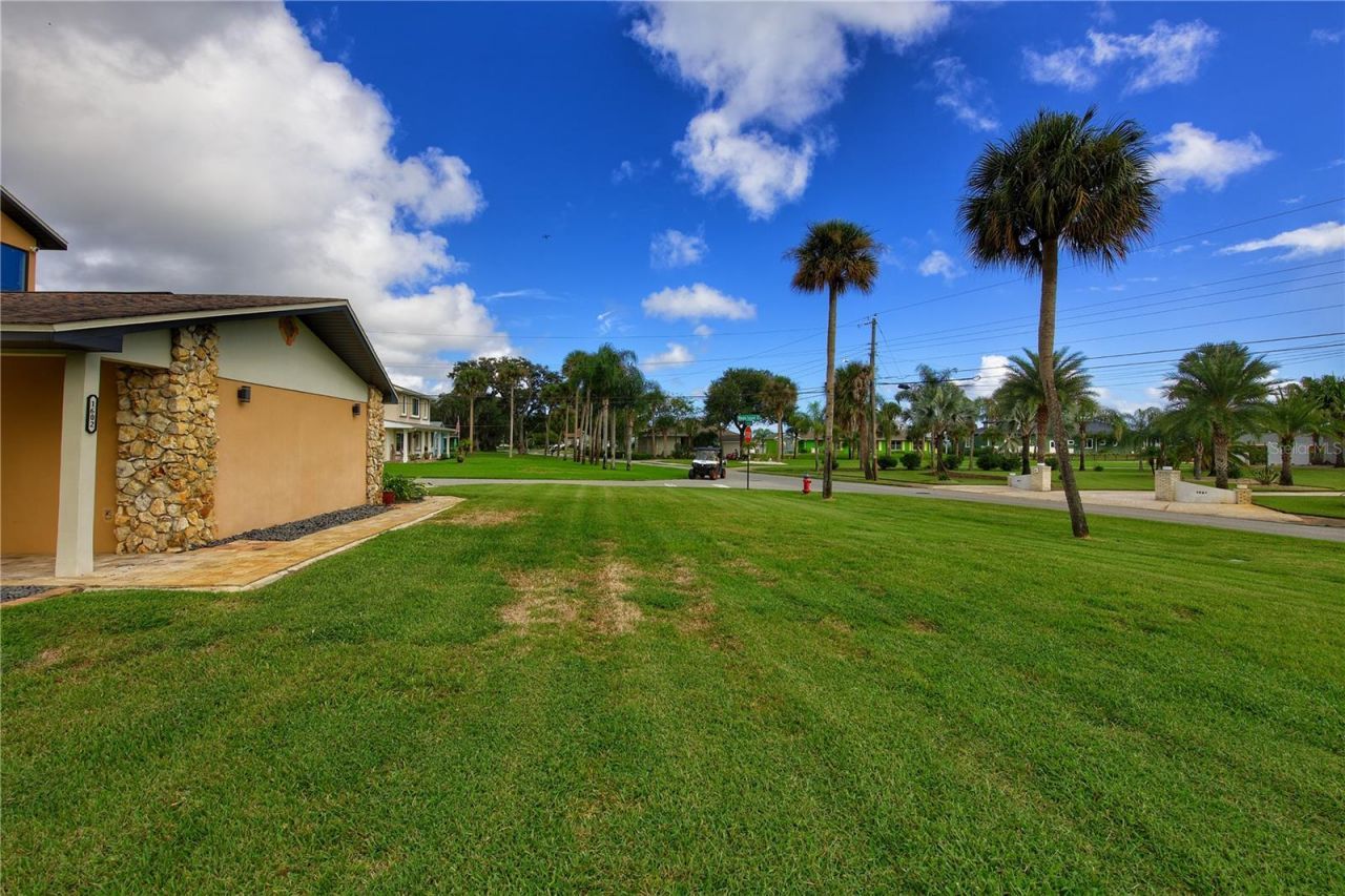 1602 S Riverside Drive , Edgewater, FL 32132 Photo