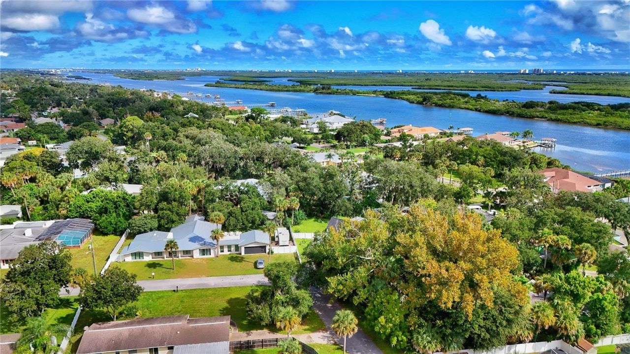 1602 S Riverside Drive , Edgewater, FL 32132 Photo