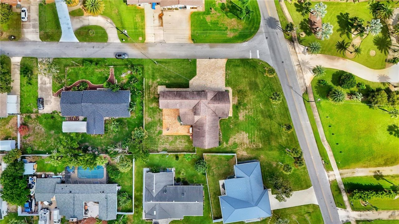 1602 S Riverside Drive , Edgewater, FL 32132 Photo