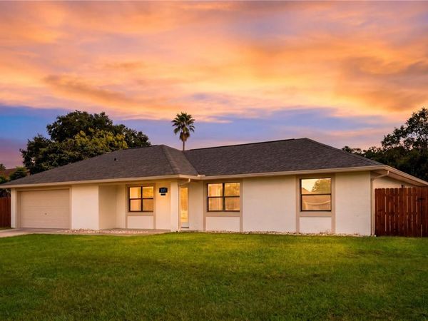 185 SE 62ND AVENUE , OCALA, FL 34472