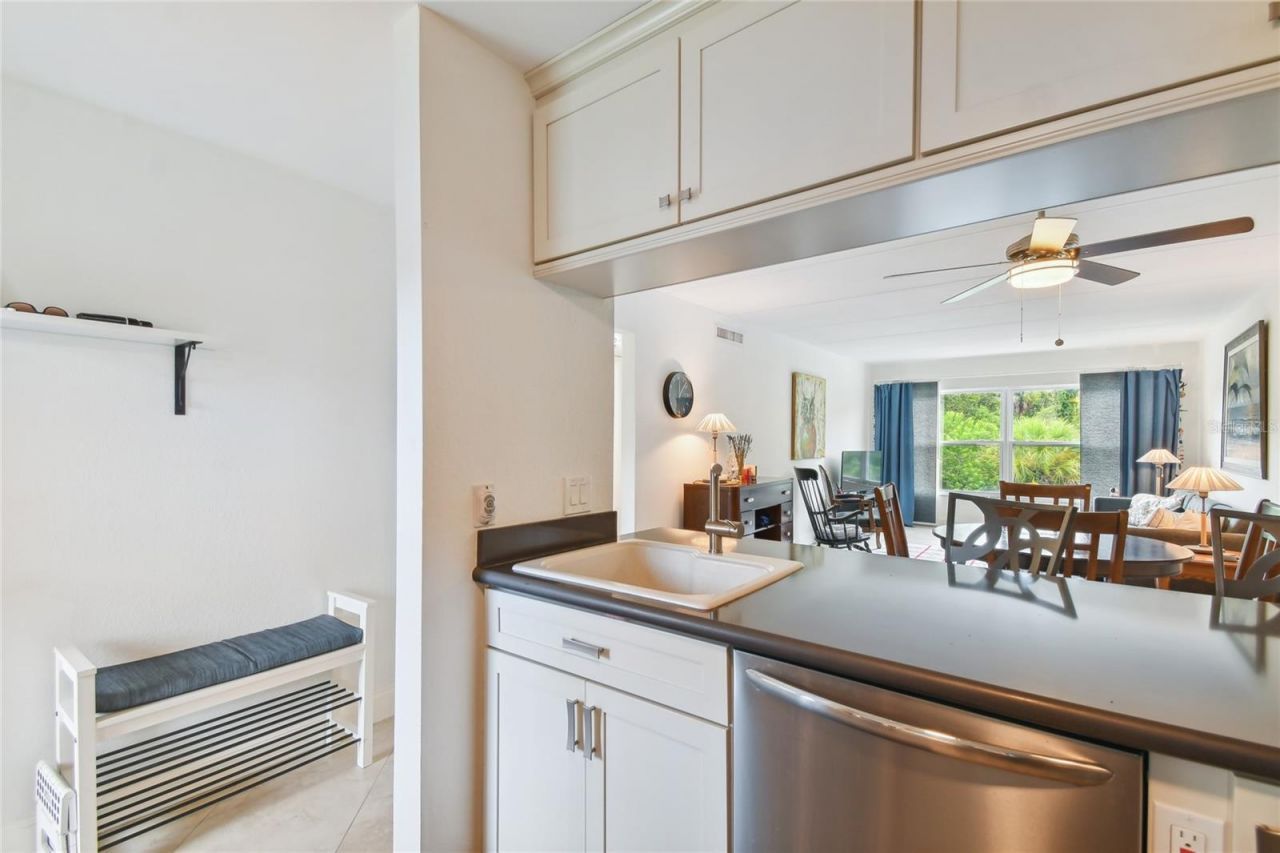 12760 Indian Rocks Road , Unit 910, Largo, FL 33774 Photo