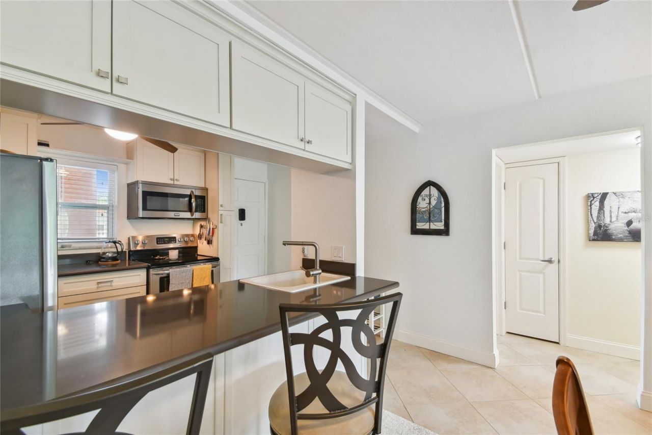 12760 Indian Rocks Road , Unit 910, Largo, FL 33774 Photo