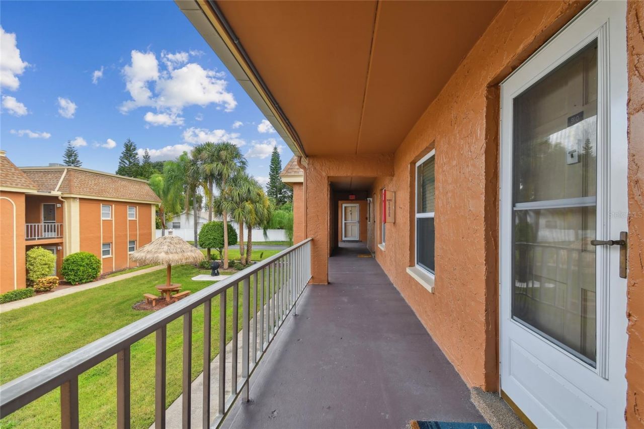 12760 Indian Rocks Road , Unit 910, Largo, FL 33774 Photo