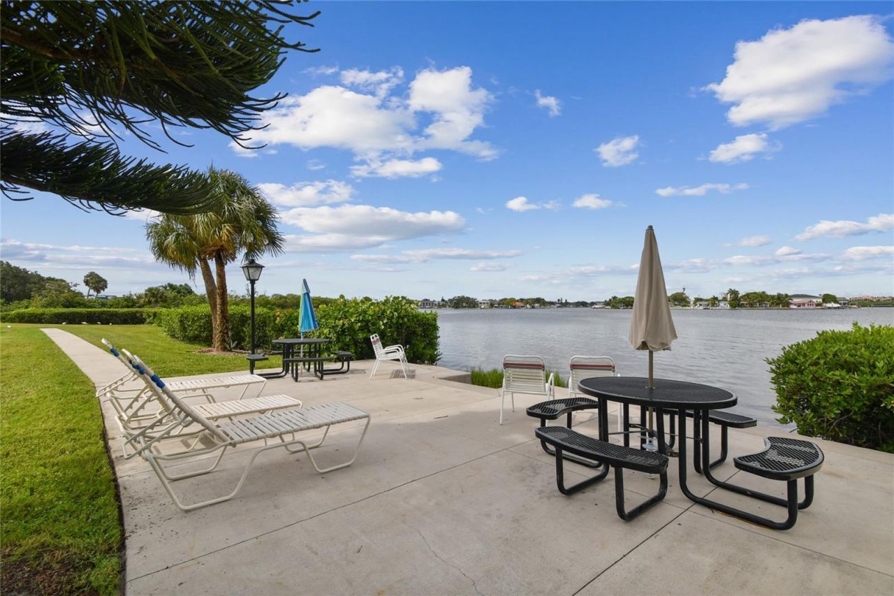12760 Indian Rocks Road , Unit 910, Largo, FL 33774 Photo
