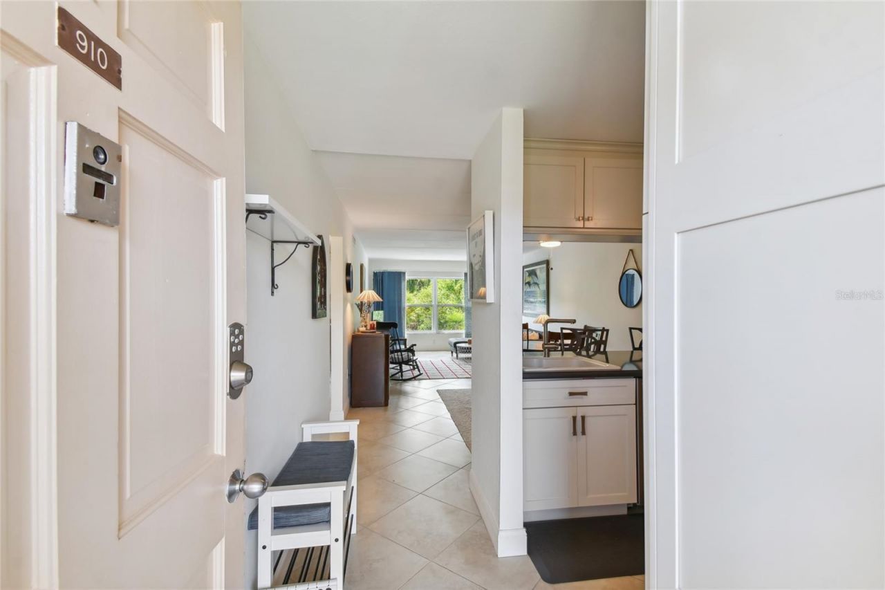 12760 Indian Rocks Road , Unit 910, Largo, FL 33774 Photo