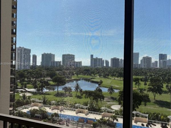 20301 W Country Club Dr , Unit 1025, Aventura, FL 33180