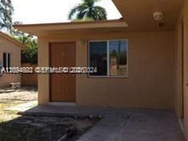 1324 NE 127th St , Unit 09, North Miami, FL 33161