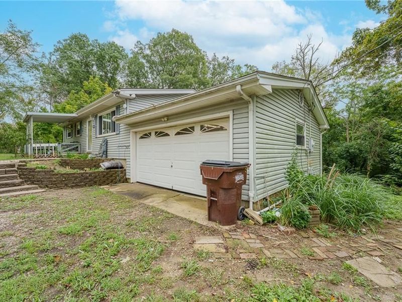 8060 Preblewood Drive, Gratis Township, OH 45042 Photo 4